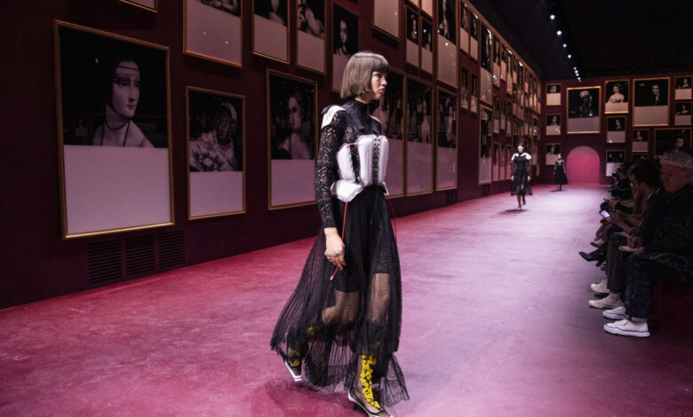 Dior Feminism obtiene una actualización tecnológica para el otoño de 2022