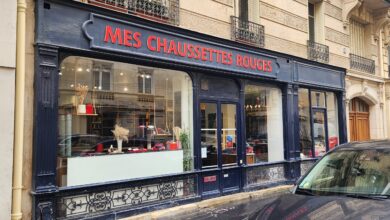 A Trip To The Mes Chaussettes Rouges Shop